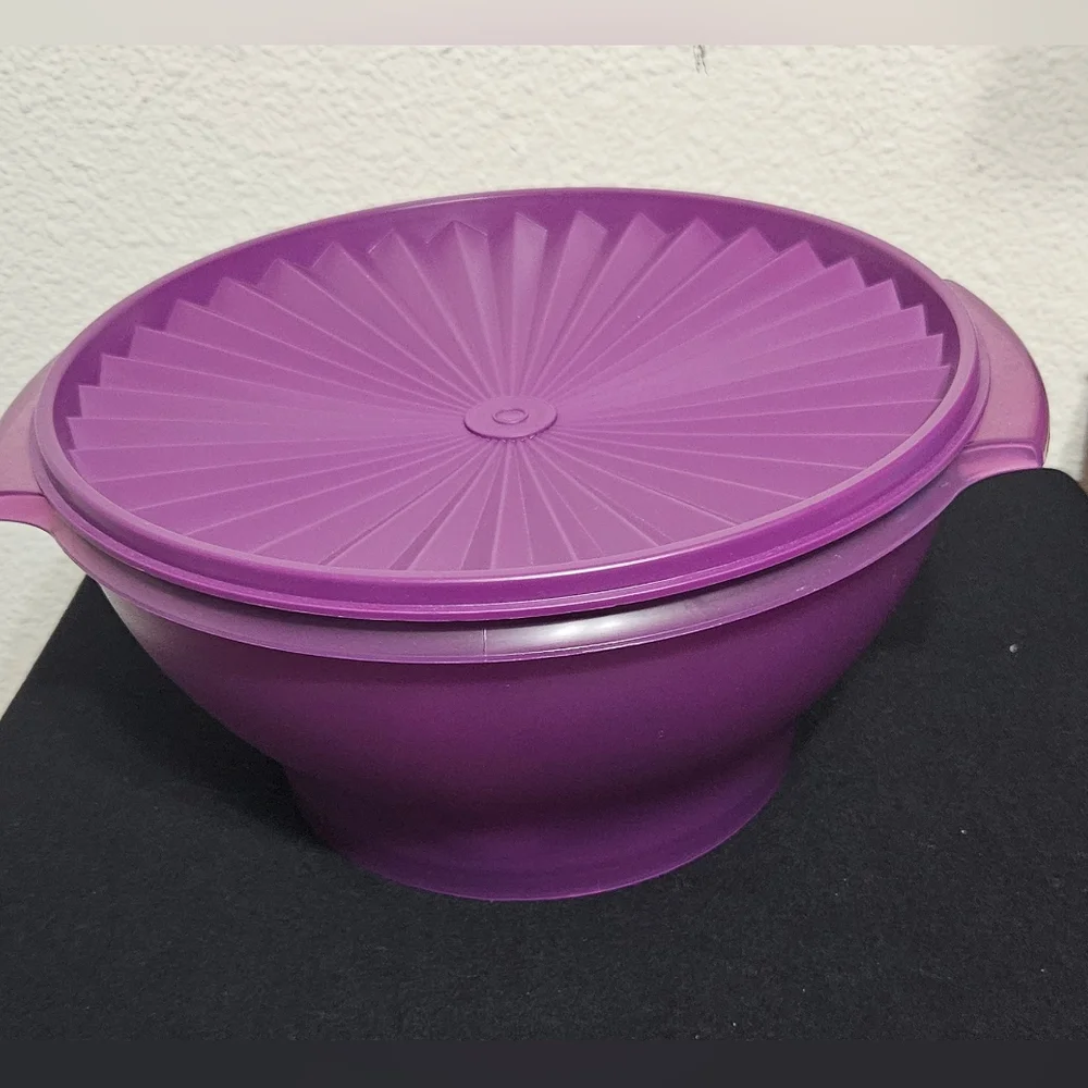 Tupperware Purple and Pink Kitchen Tool Set with Serving Bowl